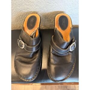 Born Black Leather Wedge Clogs Mules Buckle Detail Contrast Stitching Womens